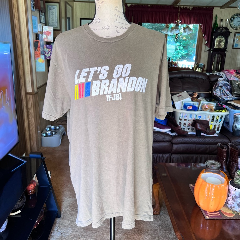 Let's Go Brandon Joe Biden meme FJB Race tee shirt pro Trump short sleeve tee.